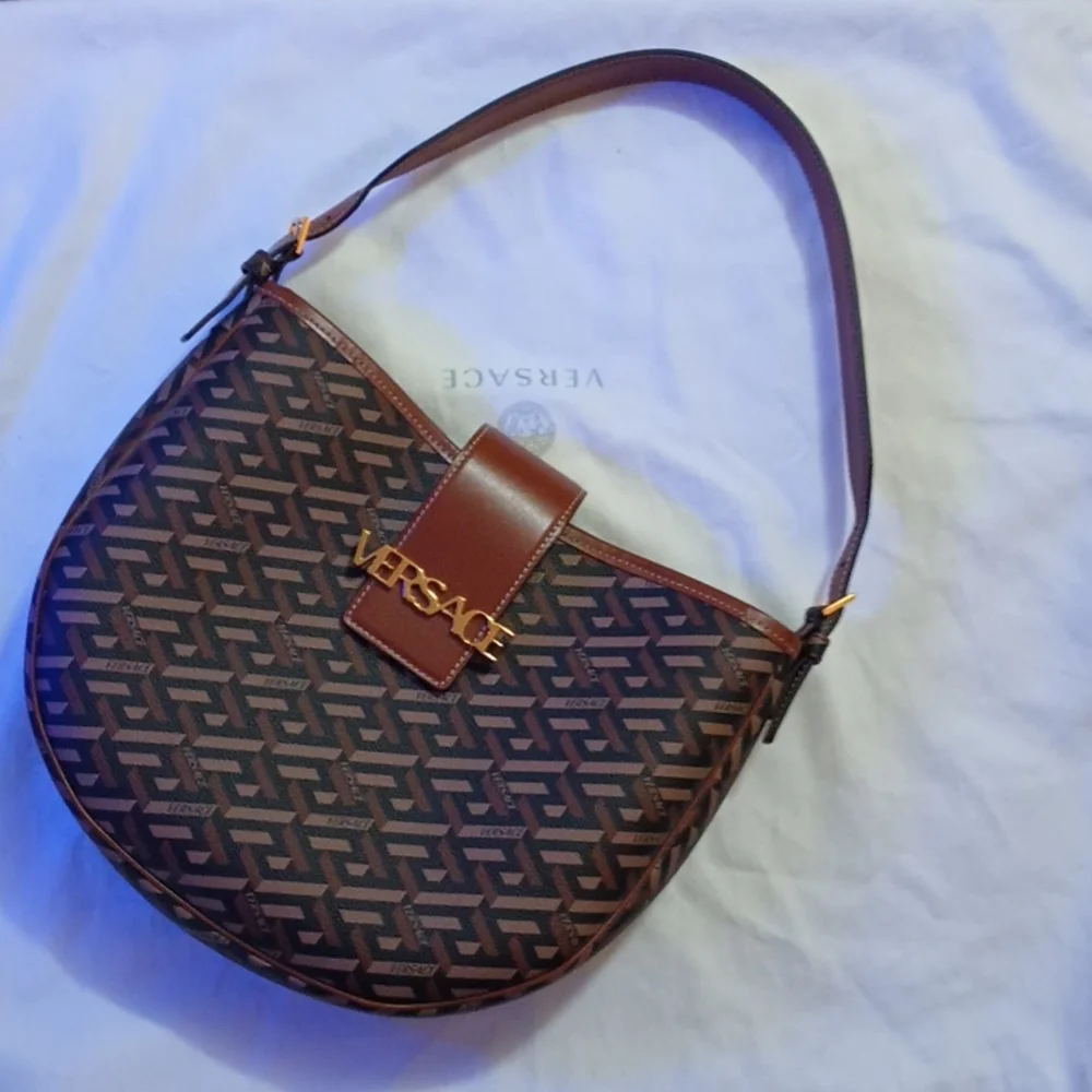 Versace Monogram Greca Coated Canvas Hobo bag w/Greca Printed Compact Zip Wallet - Picture 3 of 16